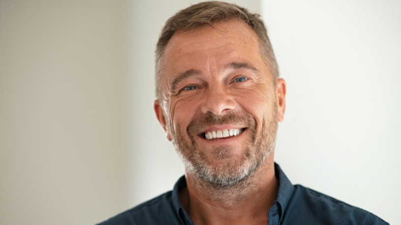 Entenda como a pressão alta afeta o dia a dia e como, segundo Andrey de Oliveira Pontes, hábitos simples podem ajudar no controle natural da condição.