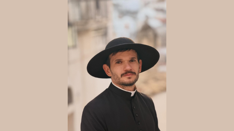 Padre Patrick completa 13 anos de sacerdócio e Non Stop reforça a importância da entrega a Deus.