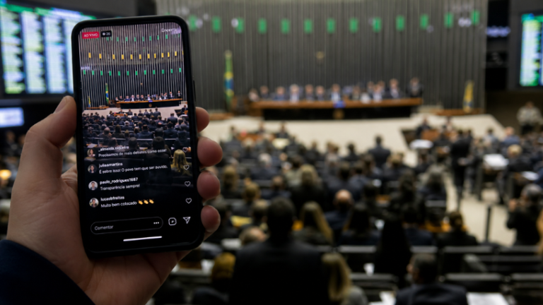 Influencers na política: estratégia do PT aposta em candidatos digitais para ampliar presença no Congresso